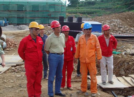 中石化管道高層到川氣東送恩施現場檢查工作